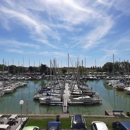 La Maison Du Port Mortagne-sur-Gironde Экстерьер фото