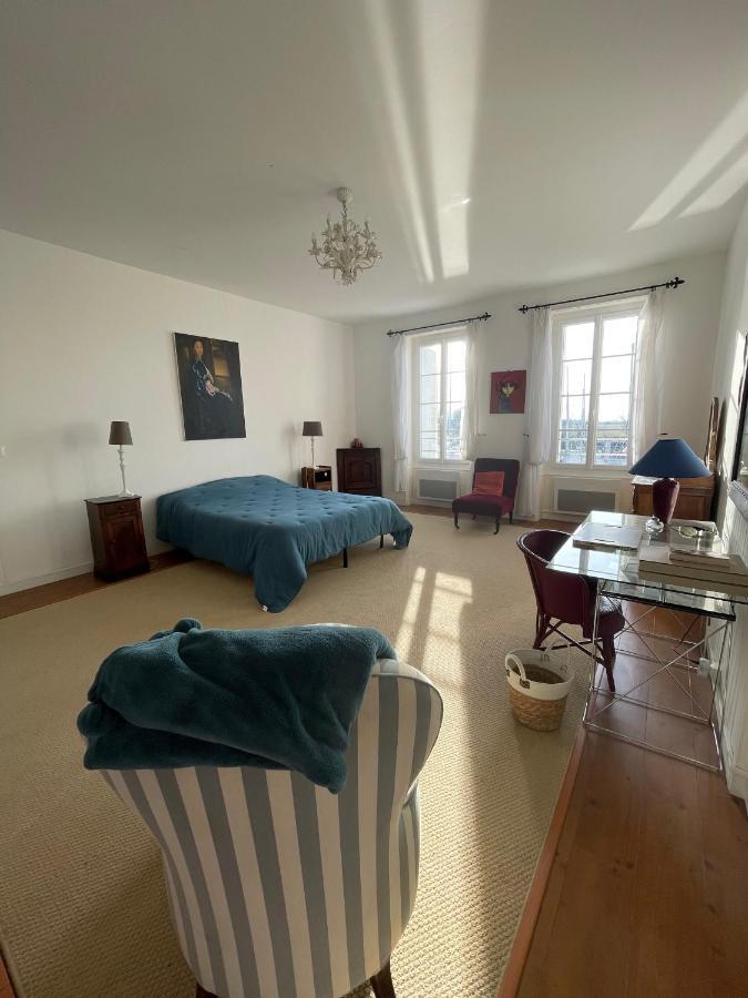 La Maison Du Port Mortagne-sur-Gironde Экстерьер фото